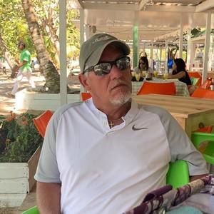 Meet your Posher, Tom